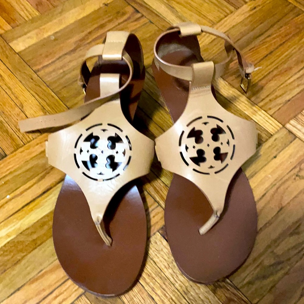 Sandals with a small wedges heal